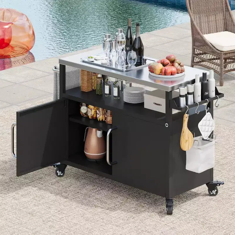 54.5 Isola da cucina per esterni con piano in acciaio inox, portaspezie e portasciugamani, carrello per barbecue con ruote bloccabili, nero -