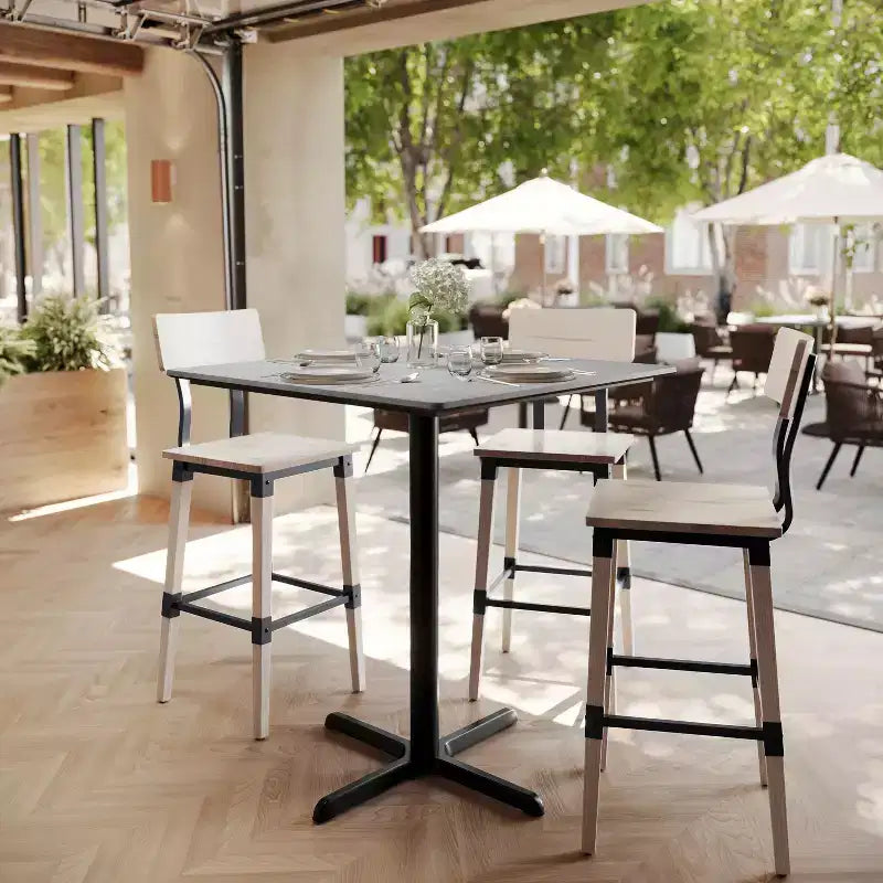 Acadia Tabletop con tecnologia TopGuard HPL e base alta da bar