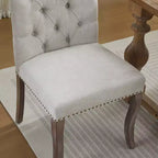 Sedia da pranzo imbottita in tessuto Maude Chenille con borchie decorative (Set di 2)