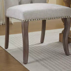 Sedia da pranzo imbottita in tessuto Maude Chenille con borchie decorative (Set di 2)