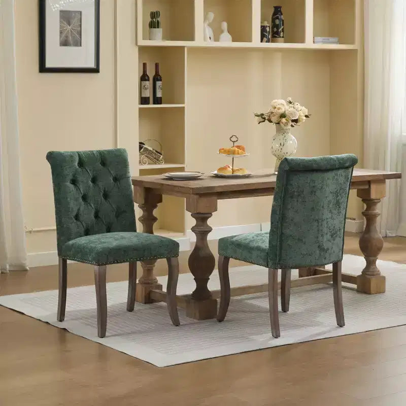 Sedia da pranzo imbottita in tessuto Maude Chenille con borchie decorative (Set di 2)